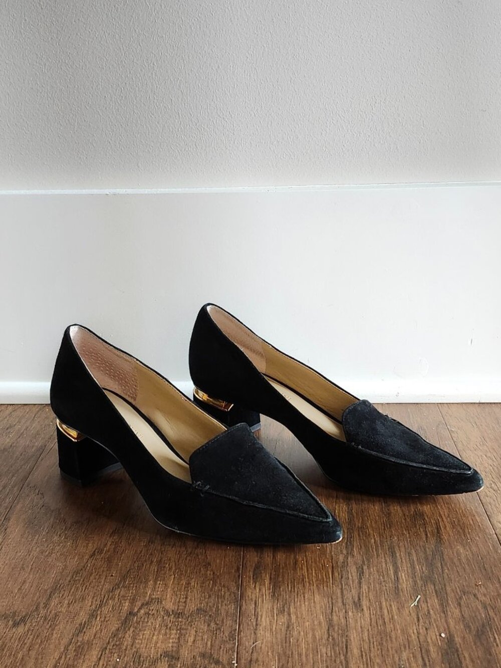 Enzo Angiolini Black Suede Block Heel Pumps – Size 6